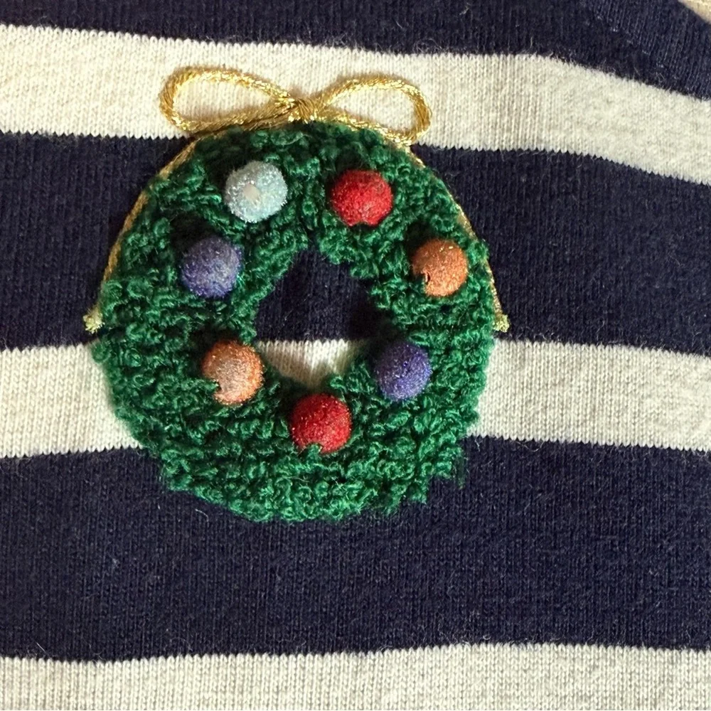 Talbots‎ Holiday Wreath Embroidered Striped Top – Women’s M – 100% Cotton - Picture 4 of 10